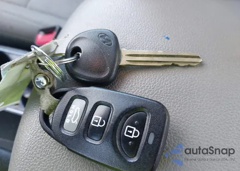 2017 Hyundai Elantra Se z USA, uszkodzony, nr VIN 5NPD84LF0HH022953